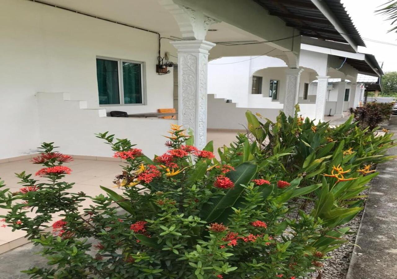 OYO 44028 Alpha Motel Pantai Cenang (Langkawi) Exterior foto